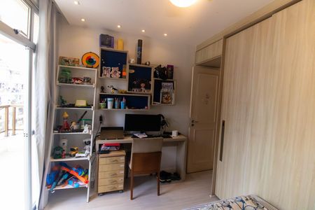 Apartamento à venda com 145m², 3 quartos e 1 vaga Apartamento à venda com 145m², 3 quartos e 1 vagaQuarto 2