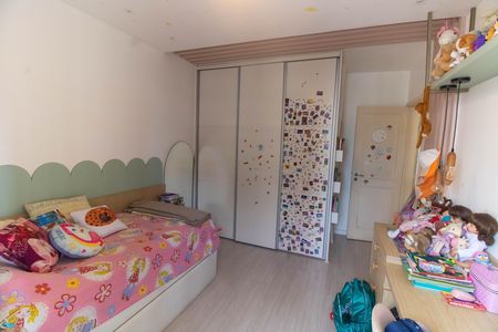 Apartamento à venda com 145m², 3 quartos e 1 vaga Apartamento à venda com 145m², 3 quartos e 1 vagaQuarto 1