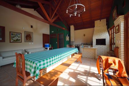 Casa para alugar com 340m², 6 quartos e 5 vagasEspaço Gourmet