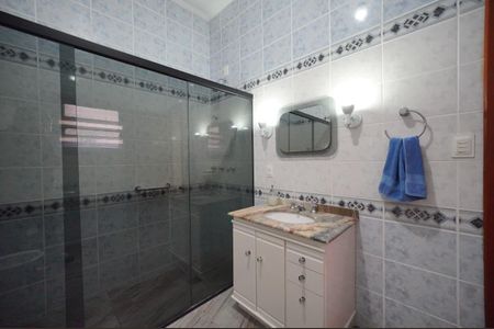 Casa para alugar com 340m², 6 quartos e 5 vagasBanheiro da Suíte 1
