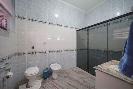 Casa para alugar com 340m², 6 quartos e 5 vagasBanheiro da Suíte 1