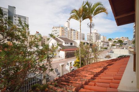 Casa para alugar com 340m², 6 quartos e 5 vagasVista do Quarto 5