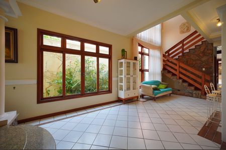 Sala de casa para alugar com 6 quartos, 340m² em Balneario, Florianópolis