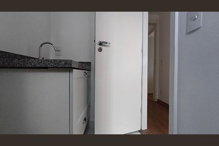 Apartamento para alugar com 67m², 2 quartos e 1 vaga Apartamento para alugar com 67m², 2 quartos e 1 vagaBanheiro da Suíte
