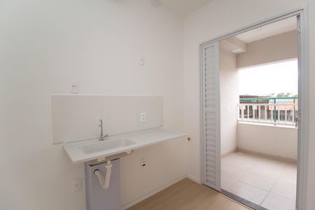 Apartamento à venda com 28m², 2 quartos e sem vaga Apartamento à venda com 28m², 2 quartos e sem vagaSala/Cozinha