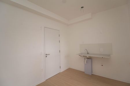 Apartamento à venda com 28m², 2 quartos e sem vaga Apartamento à venda com 28m², 2 quartos e sem vagaSala/Cozinha