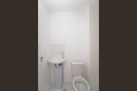 Apartamento à venda com 36m², 2 quartos e sem vaga Apartamento à venda com 36m², 2 quartos e sem vagaBanheiro