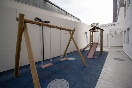 Apartamento à venda com 36m², 2 quartos e sem vaga Apartamento à venda com 36m², 2 quartos e sem vagaÁrea comum - Playground