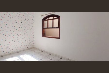 Foto 09 de casa à venda com 3 quartos, 180m² em Vila Scarpelli, Santo André