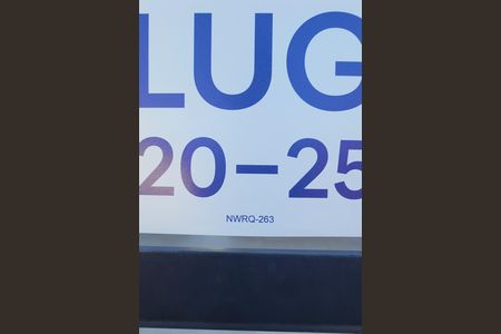 Casa de condomínio para alugar com 287m², 4 quartos e 2 vagasPlaca