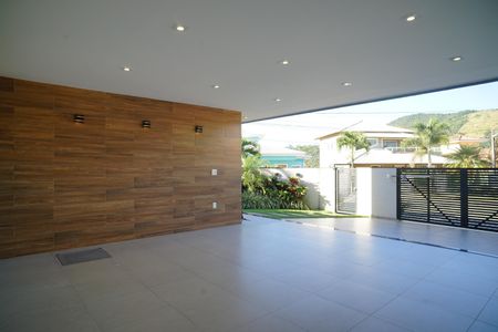 Casa de condomínio para alugar com 287m², 4 quartos e 2 vagasGaragem