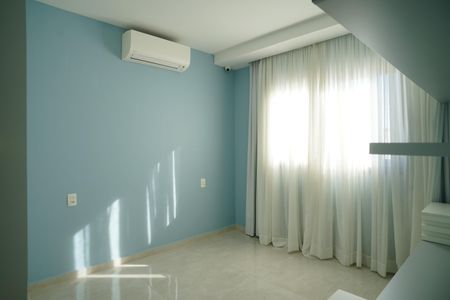 Casa de condomínio para alugar com 287m², 4 quartos e 2 vagasQuarto 3