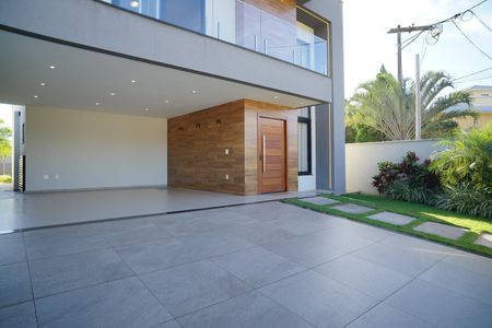 Casa de condomínio para alugar com 287m², 4 quartos e 2 vagasÁrea externa
