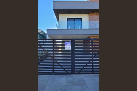 Casa de condomínio para alugar com 287m², 4 quartos e 2 vagasPlaca