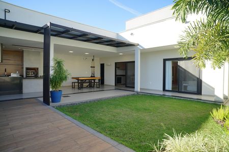 Casa de condomínio para alugar com 287m², 4 quartos e 2 vagasÁrea externa