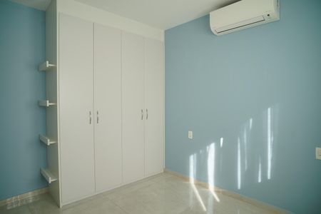 Casa de condomínio para alugar com 287m², 4 quartos e 2 vagasQuarto 3