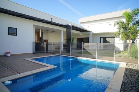 Casa de condomínio para alugar com 287m², 4 quartos e 2 vagasPiscina