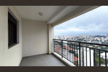 Apartamento para alugar com 67m², 2 quartos e 1 vaga Apartamento para alugar com 67m², 2 quartos e 1 vagaVaranda