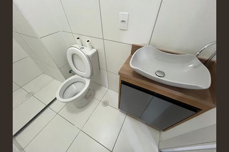 Apartamento à venda com 34m², 2 quartos e sem vaga Apartamento à venda com 34m², 2 quartos e sem vagaBanheiro 1