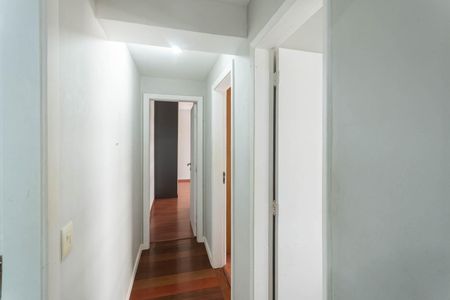 Apartamento à venda com 109m², 3 quartos e 1 vagaCorredor