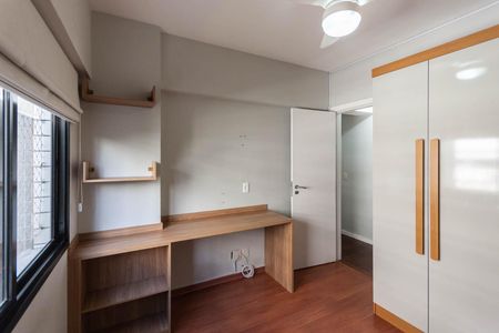 Apartamento à venda com 109m², 3 quartos e 1 vagaQuarto 2