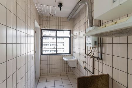 Apartamento à venda com 109m², 3 quartos e 1 vagaÁrea de Serviço