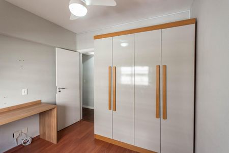 Apartamento à venda com 109m², 3 quartos e 1 vagaQuarto 2