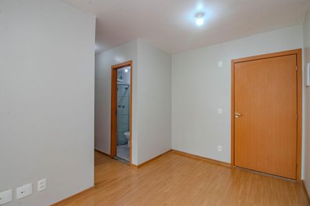 Apartamento para alugar com 41m², 2 quartos e 1 vaga Apartamento para alugar com 41m², 2 quartos e 1 vagaSala