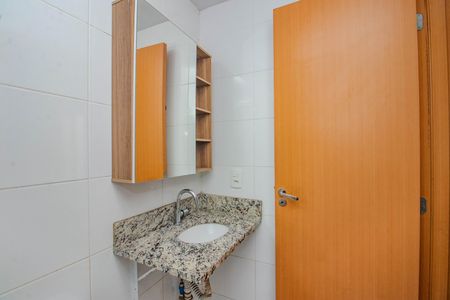 Apartamento para alugar com 41m², 2 quartos e 1 vaga Apartamento para alugar com 41m², 2 quartos e 1 vagaBanheiro