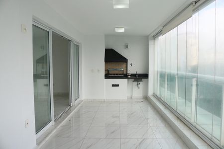 Apartamento à venda com 159m², 3 quartos e 2 vagasVaranda