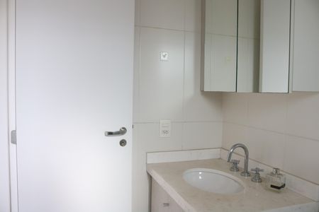 Apartamento à venda com 159m², 3 quartos e 2 vagasBanheiro 2