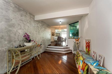 Casa de condomínio à venda com 305m², 4 quartos e 7 vagasFoto 48