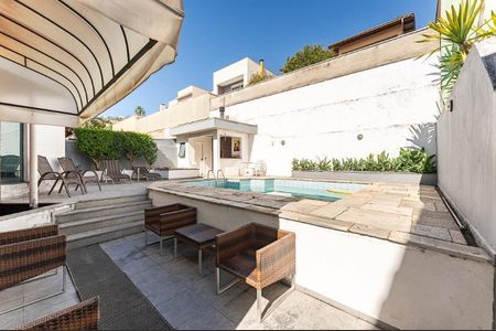 Casa de condomínio à venda com 305m², 4 quartos e 7 vagasFoto 13