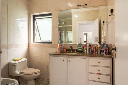 Casa de condomínio à venda com 305m², 4 quartos e 7 vagasFoto 37