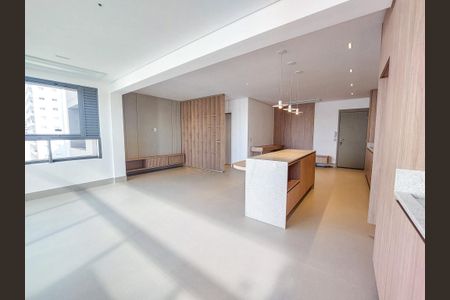 Apartamento à venda com 81m², 2 quartos e 1 vaga