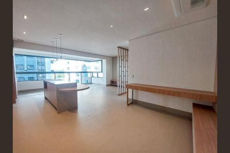 Apartamento à venda com 81m², 2 quartos e 1 vaga