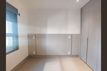 Suíte de apartamento para alugar com 2 quartos, 81m² em Brooklin, São Paulo
