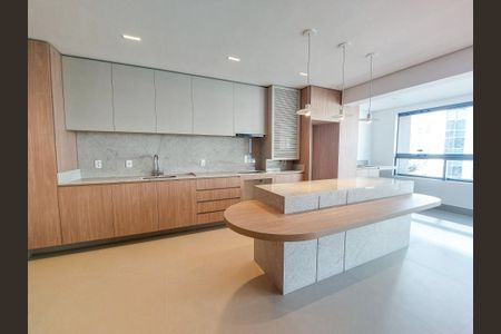 Apartamento à venda com 81m², 2 quartos e 1 vaga Apartamento à venda com 81m², 2 quartos e 1 vagaCozinha e Área de Serviço