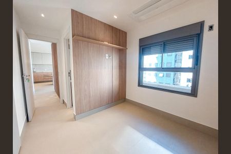 Apartamento à venda com 81m², 2 quartos e 1 vaga Apartamento à venda com 81m², 2 quartos e 1 vagaSuíte