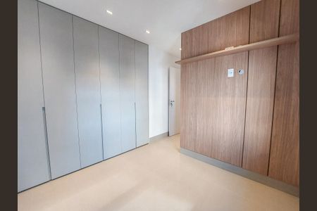 Apartamento à venda com 81m², 2 quartos e 1 vaga Apartamento à venda com 81m², 2 quartos e 1 vagaSuíte