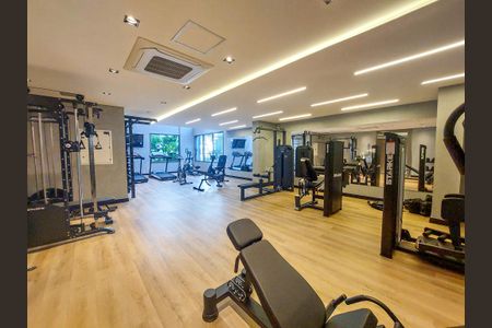 Apartamento à venda com 81m², 2 quartos e 1 vaga Apartamento à venda com 81m², 2 quartos e 1 vagaAcademia