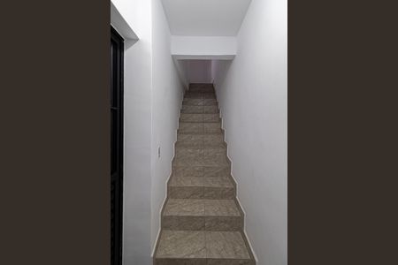 Casa para alugar com 48m², 1 quarto e sem vagaEscada 