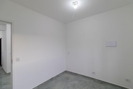 Quarto 1 de casa para alugar com 1 quarto, 48m² em Vila Ré, São Paulo