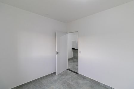 Quarto 1 de casa para alugar com 1 quarto, 48m² em Vila Ré, São Paulo