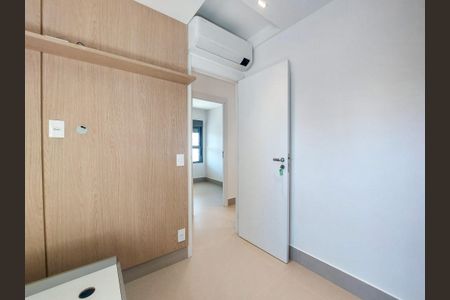 Apartamento à venda com 81m², 3 quartos e 1 vagaQuarto 2