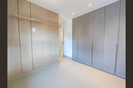 Apartamento à venda com 81m², 3 quartos e 1 vagaSuite