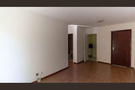 Sala de apartamento à venda com 2 quartos, 66m² em Cantagalo, Niterói