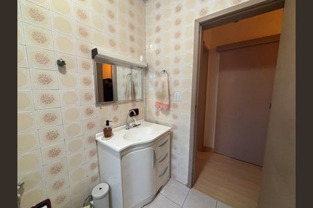 Casa à venda com 136m², 3 quartos e 2 vagas
