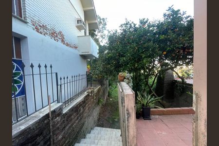 Casa à venda com 136m², 3 quartos e 2 vagas