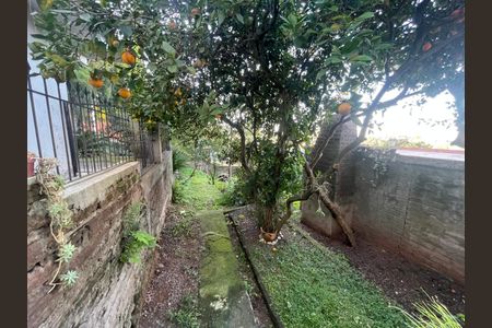 Casa à venda com 136m², 3 quartos e 2 vagas